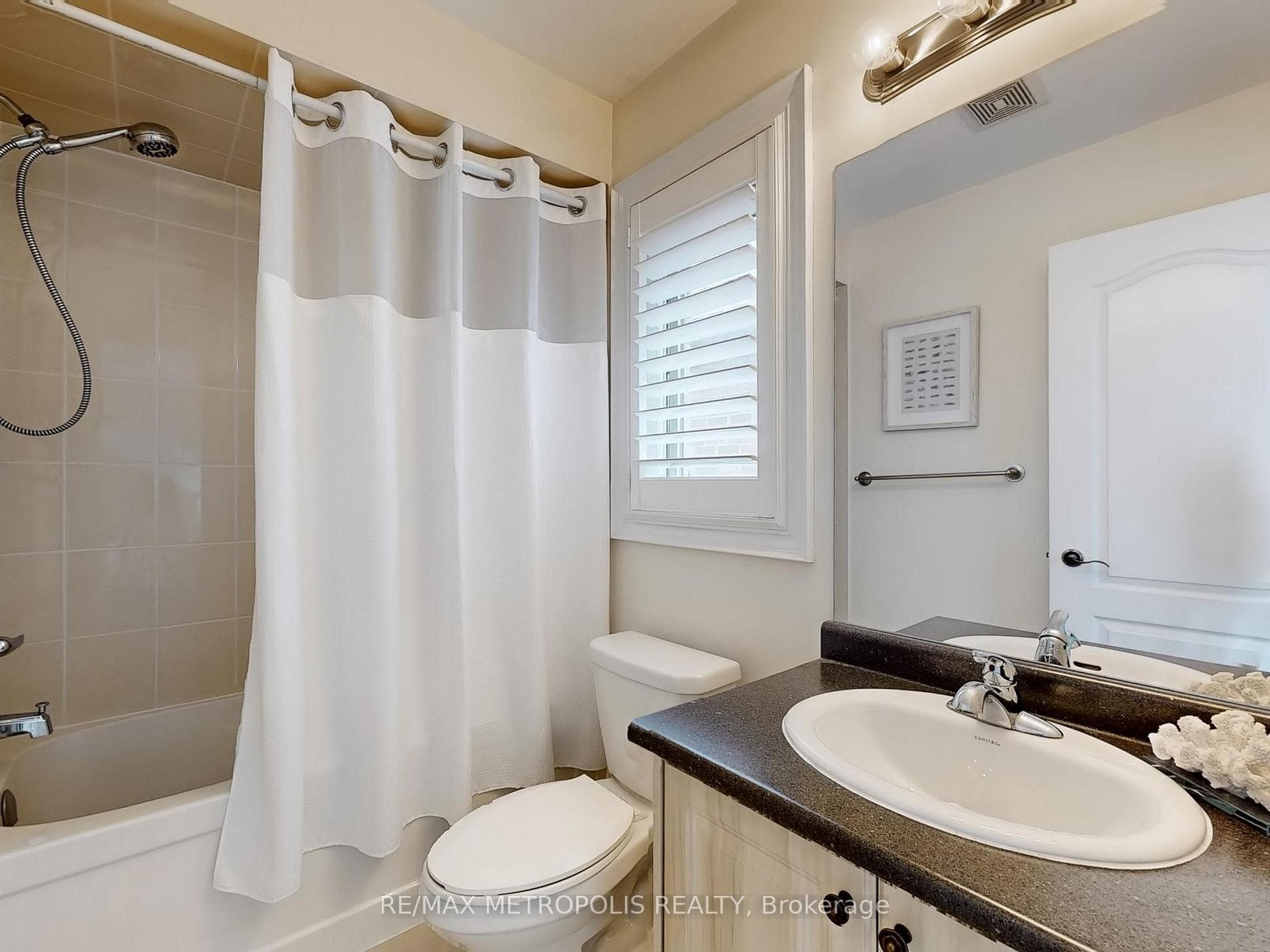 124 Milby Crescent, Bradford West Gwillimbury, ON L3Z 0X8, Bradford West Gwillimbury, ON — photo 22 of 28