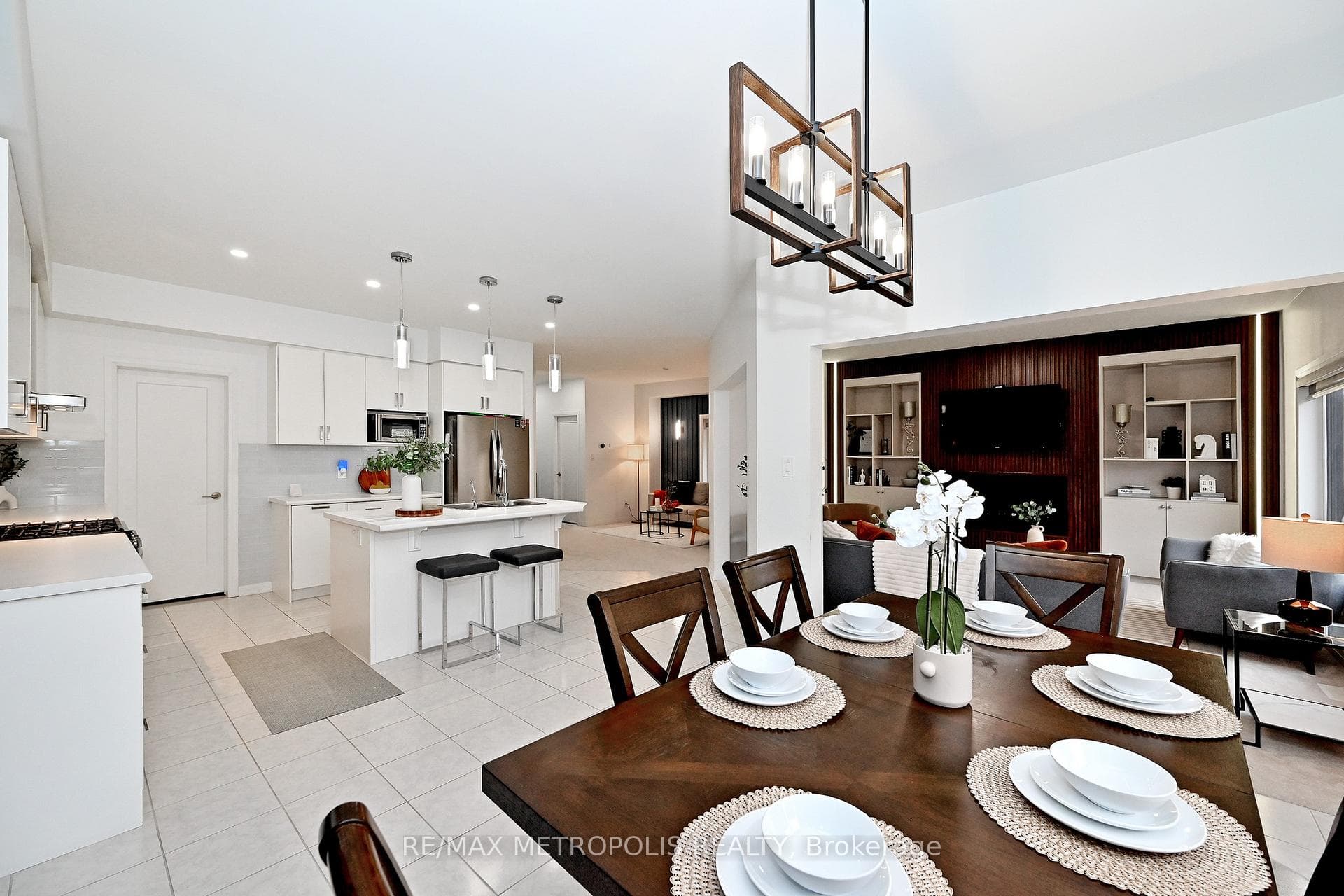 14 Jenner Drive, Brant, ON N3L 3L3, Brant, ON — photo 12 of 50