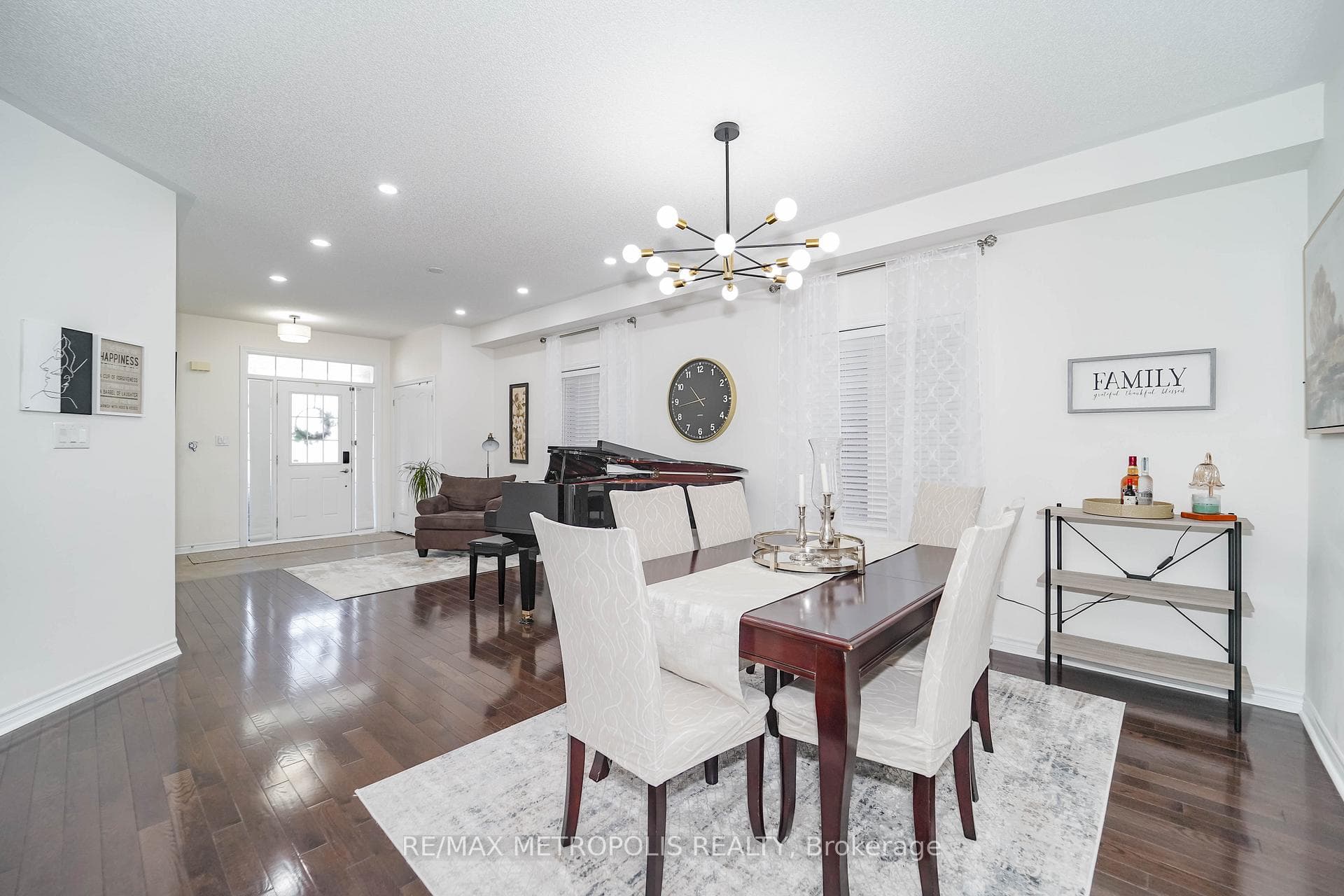 82 Mcroberts Crescent, Clarington, ON L1E 0H4, Clarington, ON — photo 17 of 50