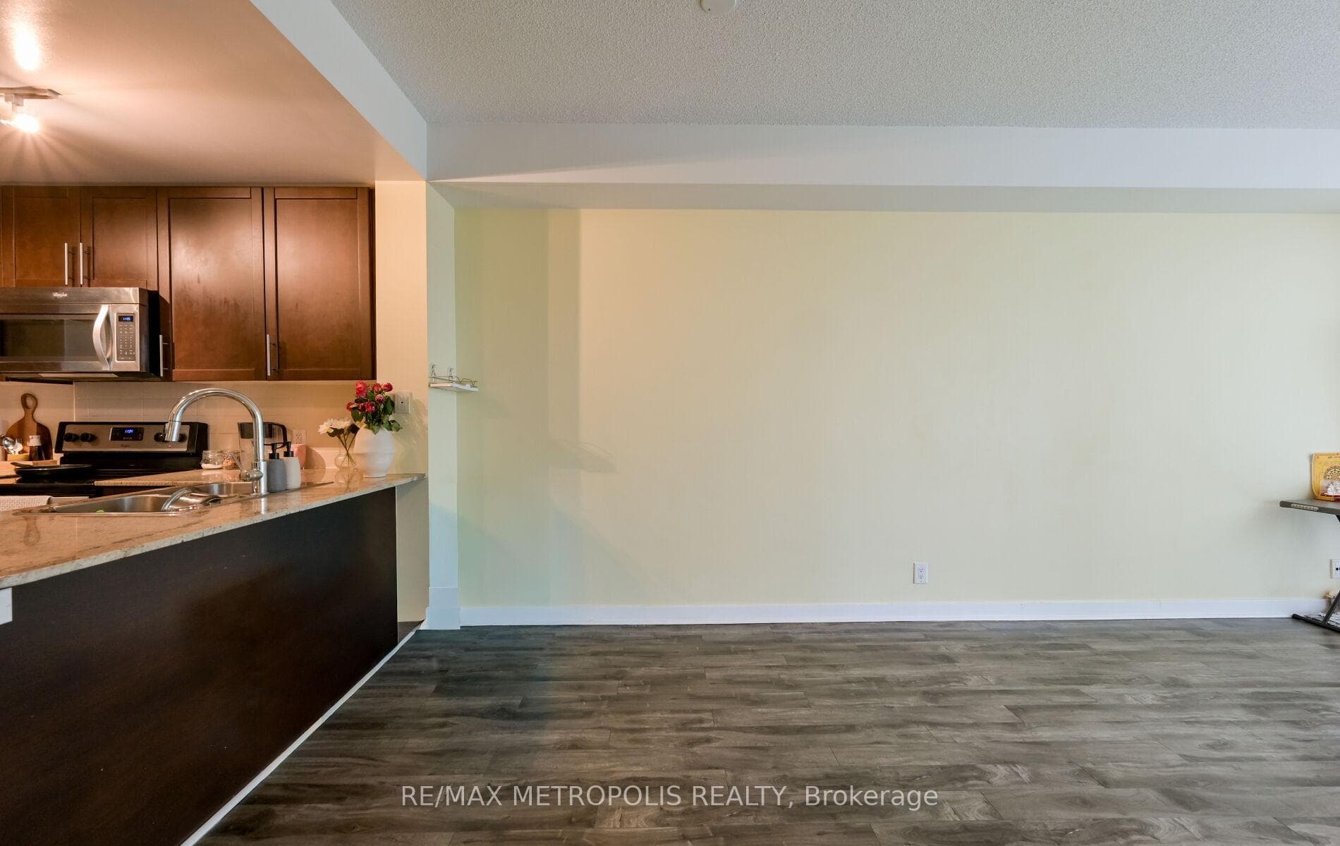 3985 Grand Park Drive 1004, Mississauga, ON L5B 0H8, Mississauga, ON — photo 24 of 43