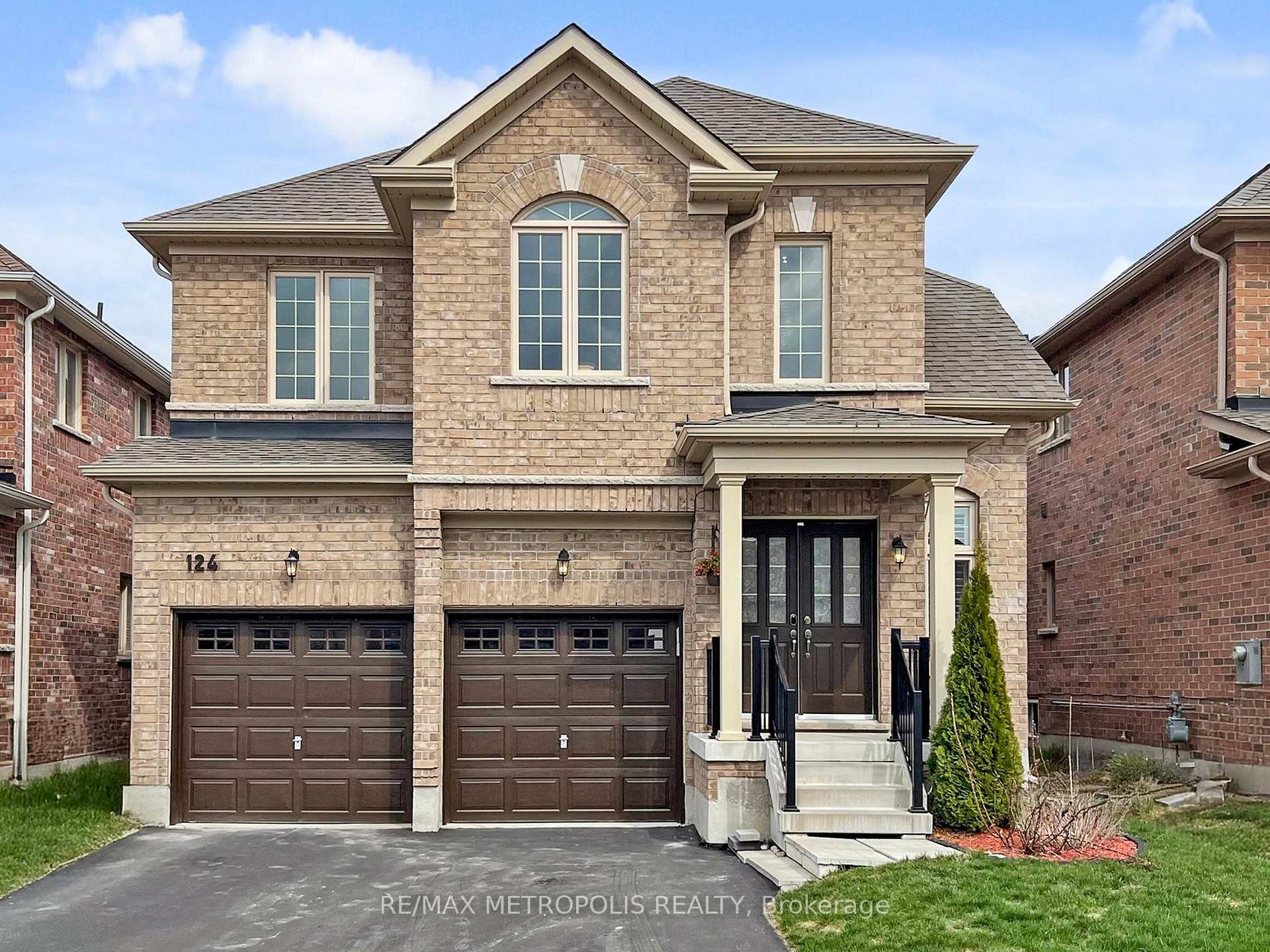 124 Milby Crescent, Bradford West Gwillimbury, ON L3Z 0X8, Bradford West Gwillimbury, ON