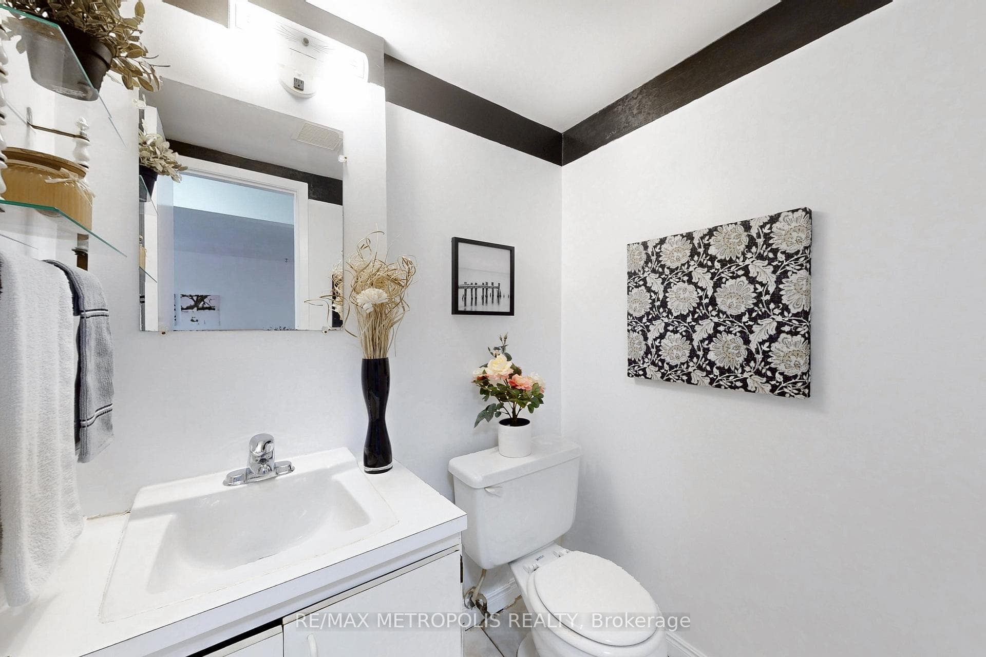 1021 Midland Avenue 25, Toronto E08, ON M1K 4G7, Toronto E08, ON — photo 18 of 50
