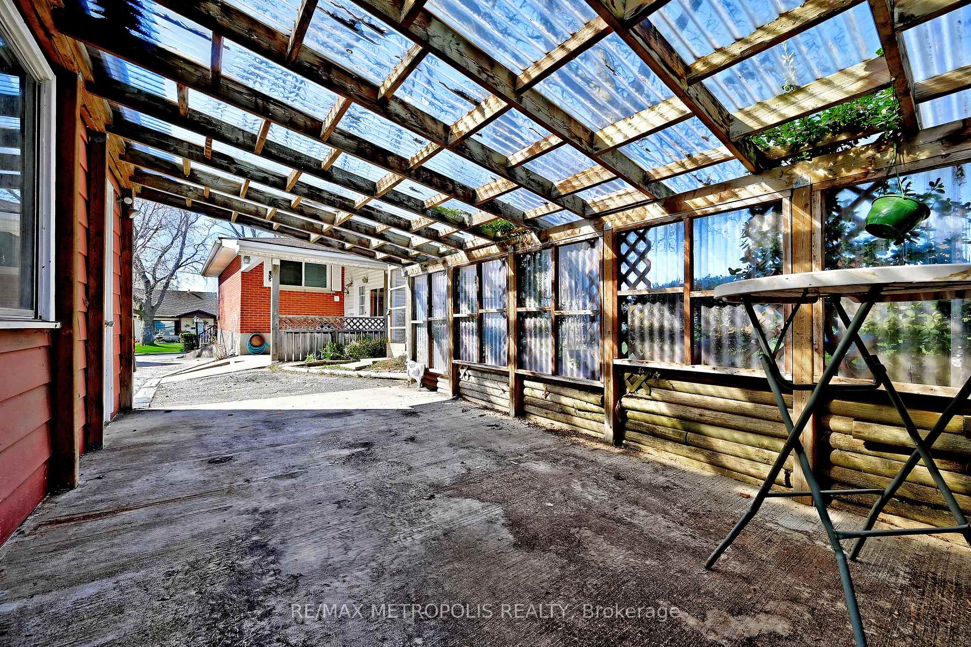 811 Dolph Street N, Cambridge, ON N3H 2B6, Cambridge, ON — photo 45 of 46