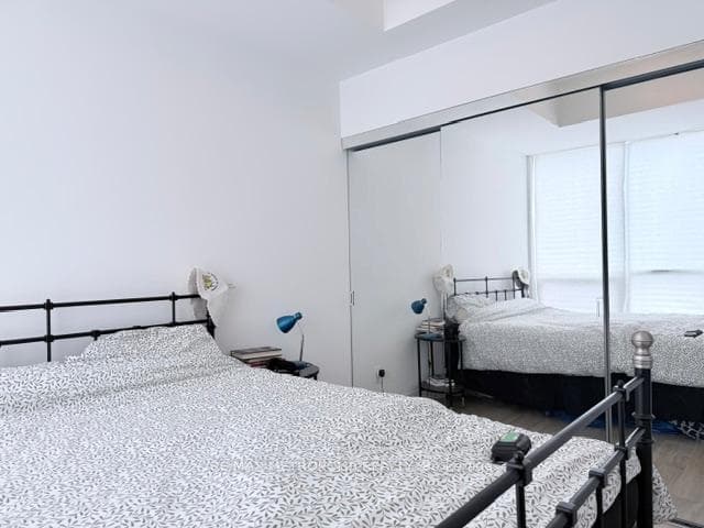 38 Cameron Street 1120, Toronto C01, ON M5T 0C3, Toronto C01, ON — photo 34 of 36
