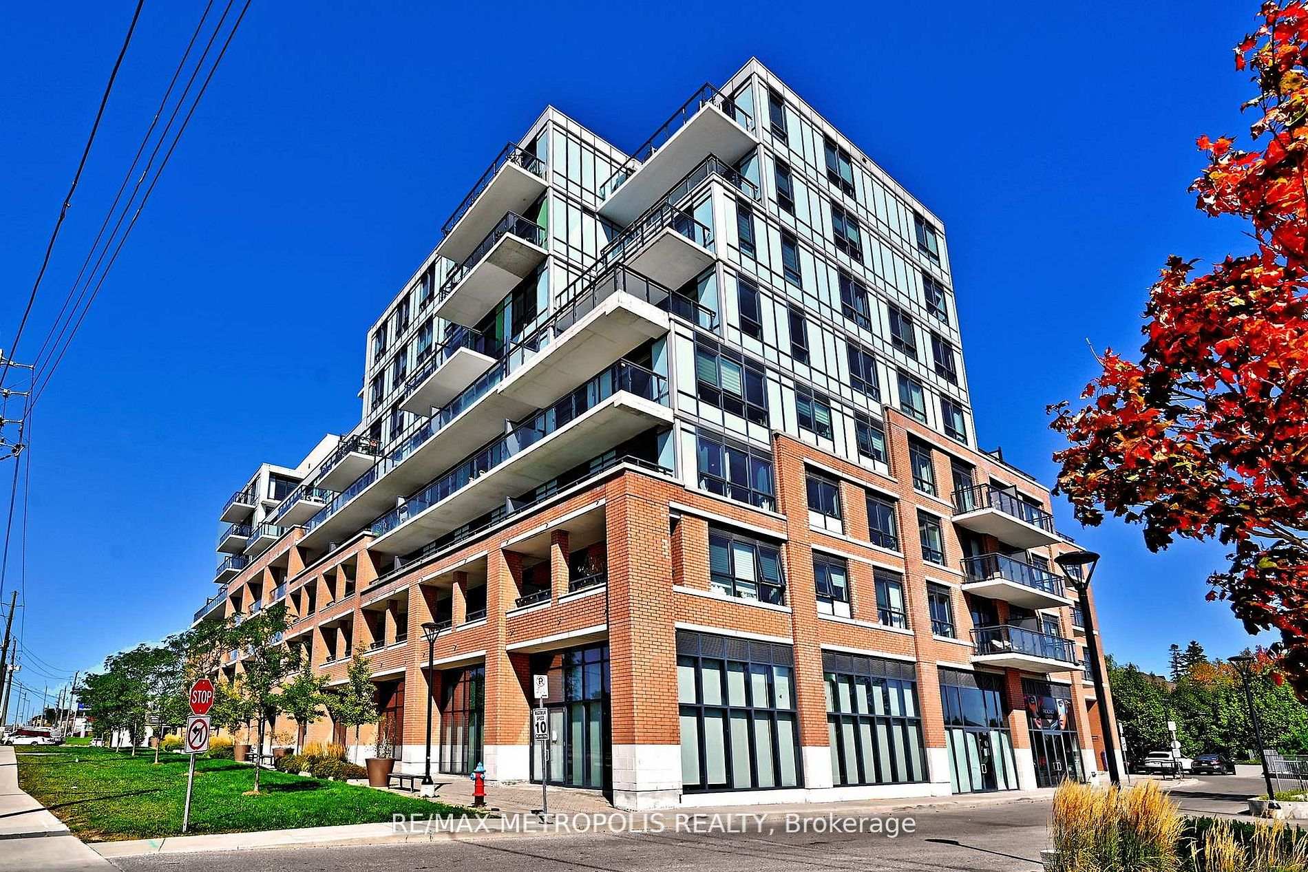11611 Yonge Street 809, Richmond Hill, ON L4E 1G2, Richmond Hill, ON — photo 1 of 43