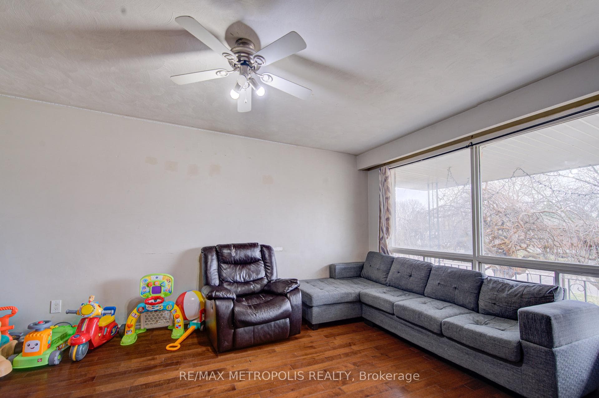 93 Linnwood Avenue, Cambridge, ON N1R 1V2, Cambridge, ON — photo 35 of 42