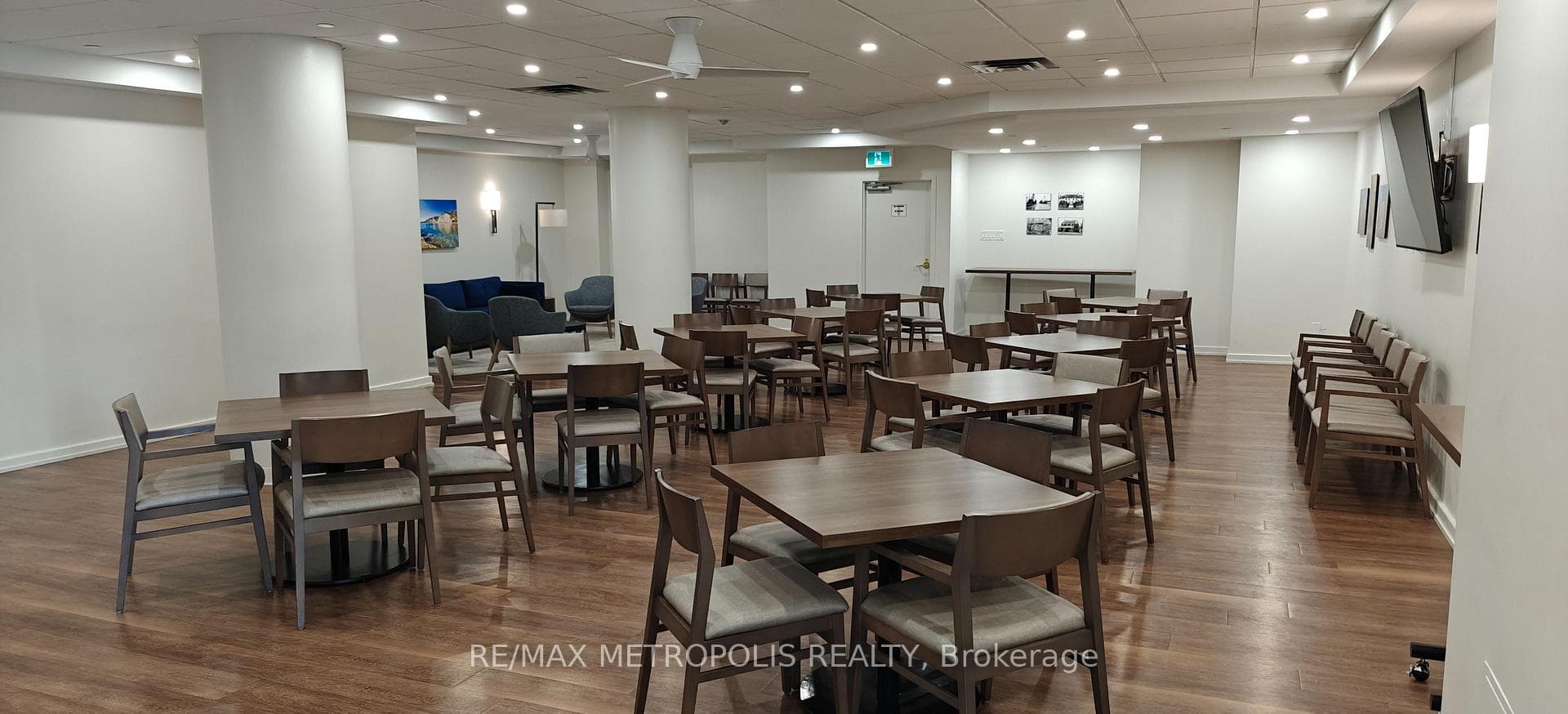 3233 Eglinton Avenue E 1707, Toronto E08, ON M1J 3N6, Toronto E08, ON — photo 31 of 37