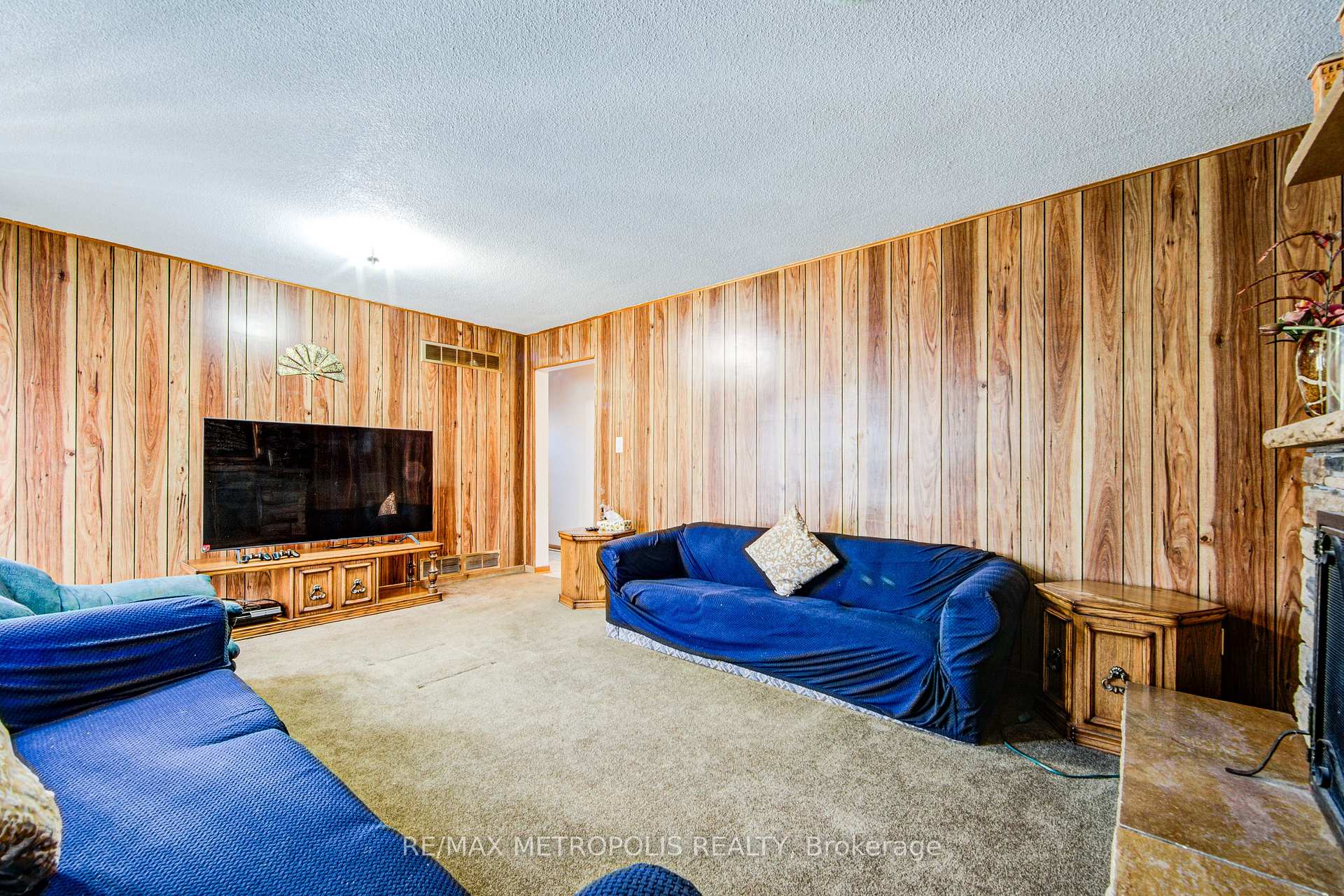 110 Stevenson Road, Toronto W10, ON M9V 2B5, Toronto W10, ON — photo 12 of 35