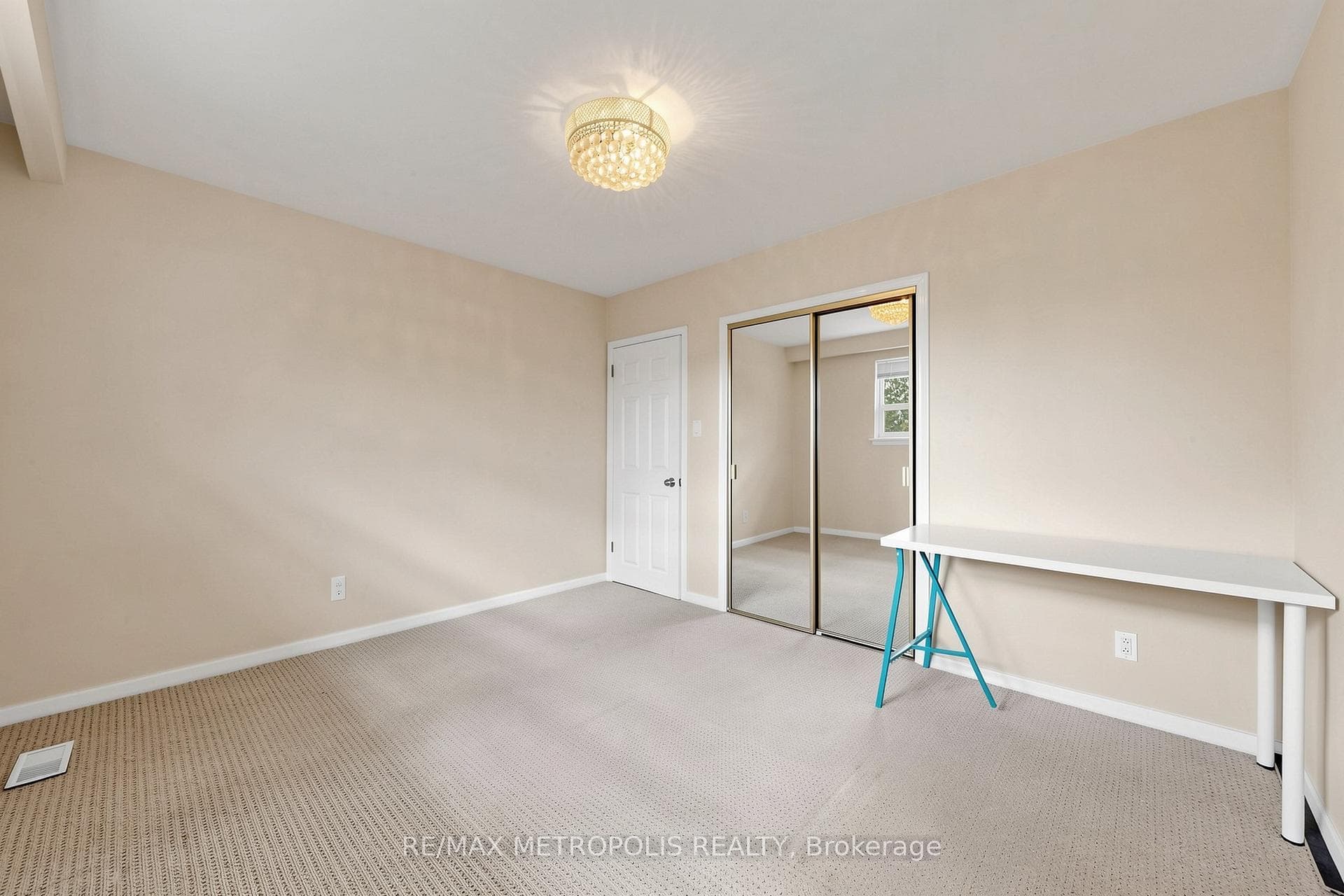 51 Greyabbey Trail, Toronto E08, ON M1E 1V8, Toronto E08, ON — photo 18 of 51