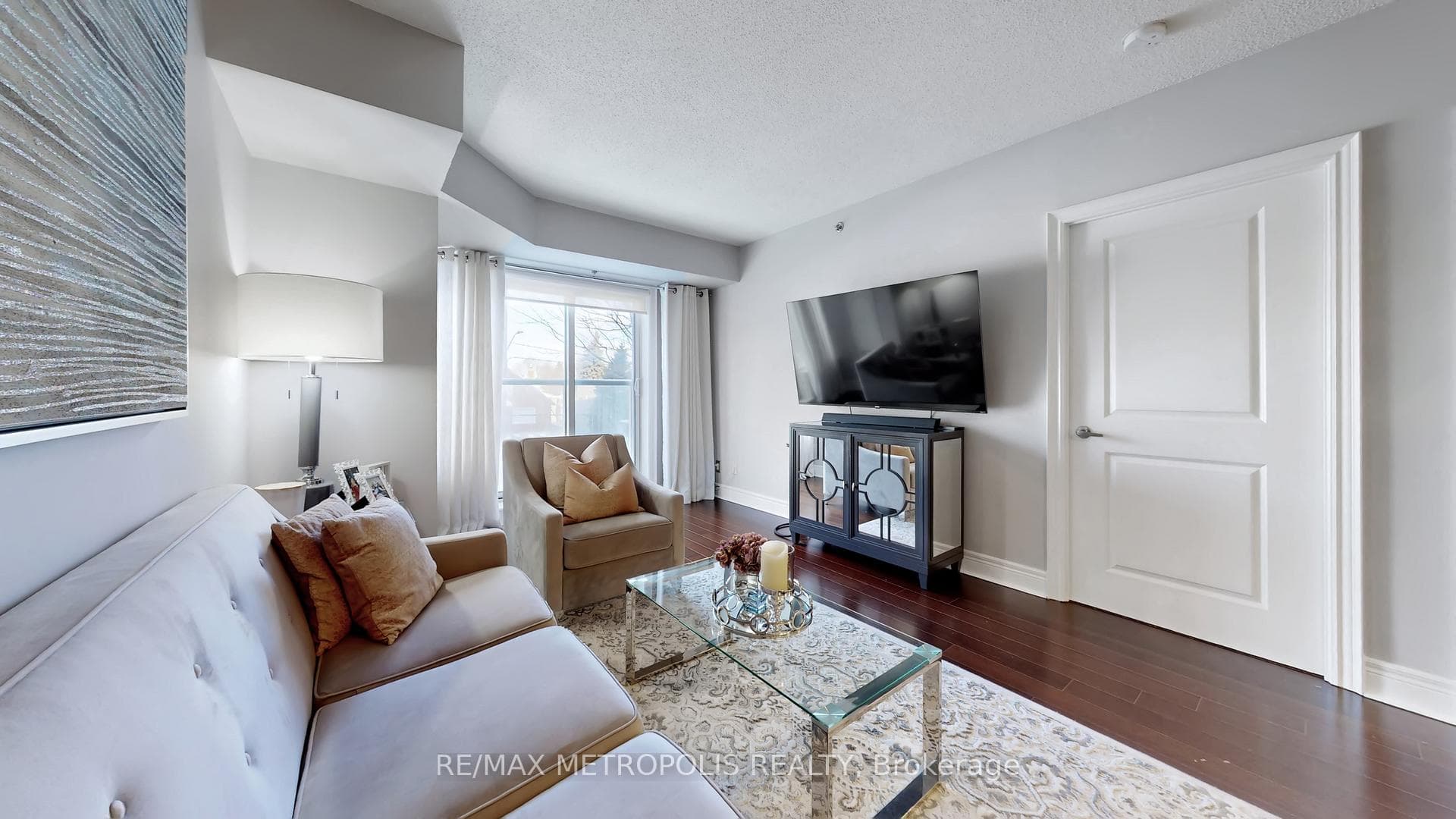 701 Sheppard Avenue W 228, Toronto C06, ON M3H 0B2, Toronto C06, ON — photo 3 of 50