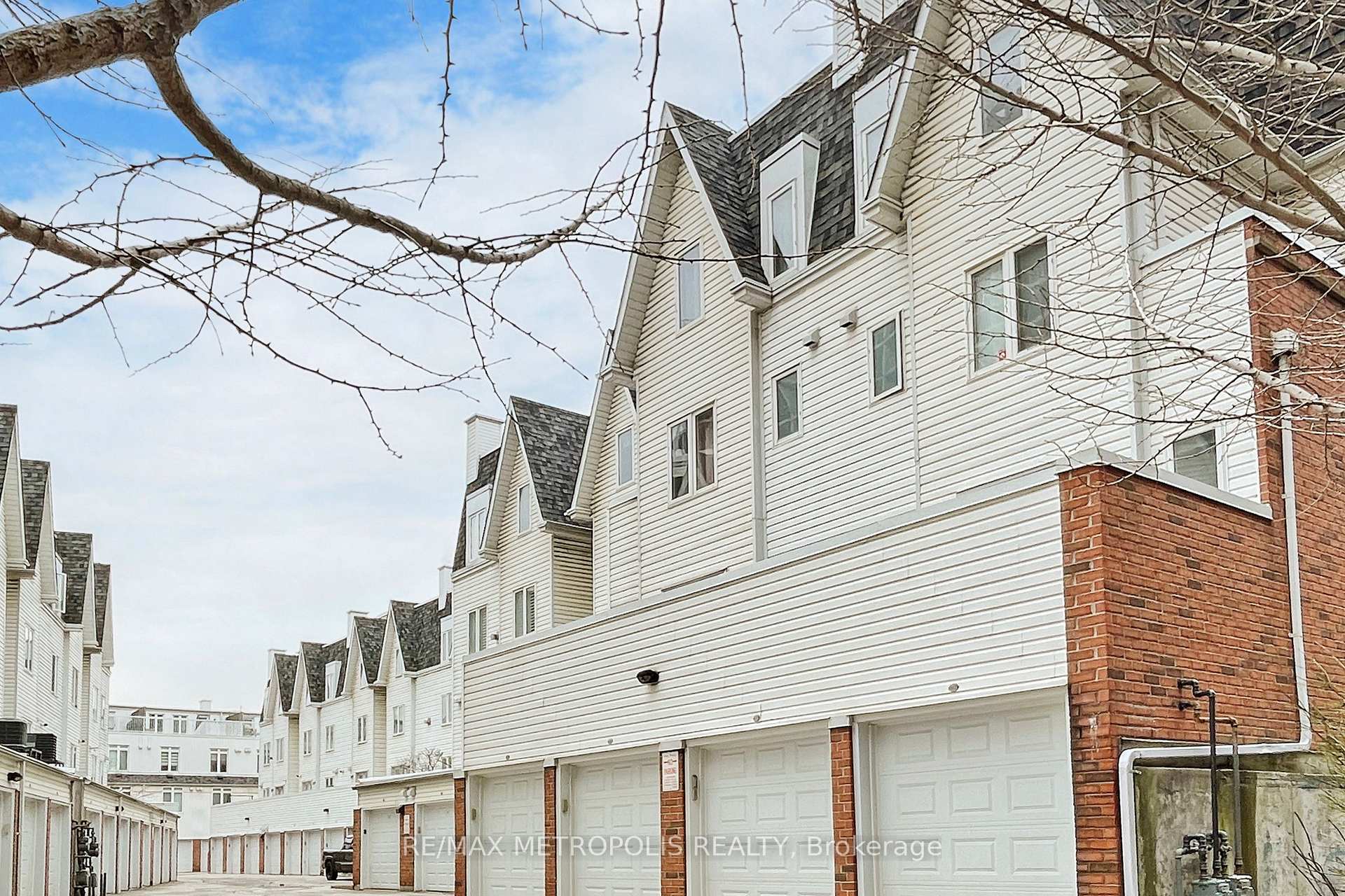 12 Sudbury Street 404, Toronto C01, ON M6J 3W7, Toronto C01, ON — photo 50 of 50