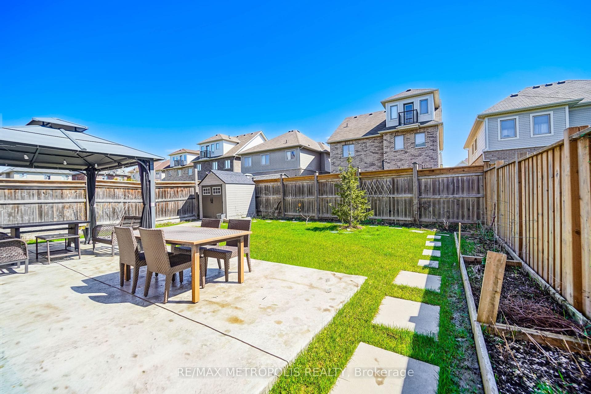 82 Mcroberts Crescent, Clarington, ON L1E 0H4, Clarington, ON — photo 34 of 50