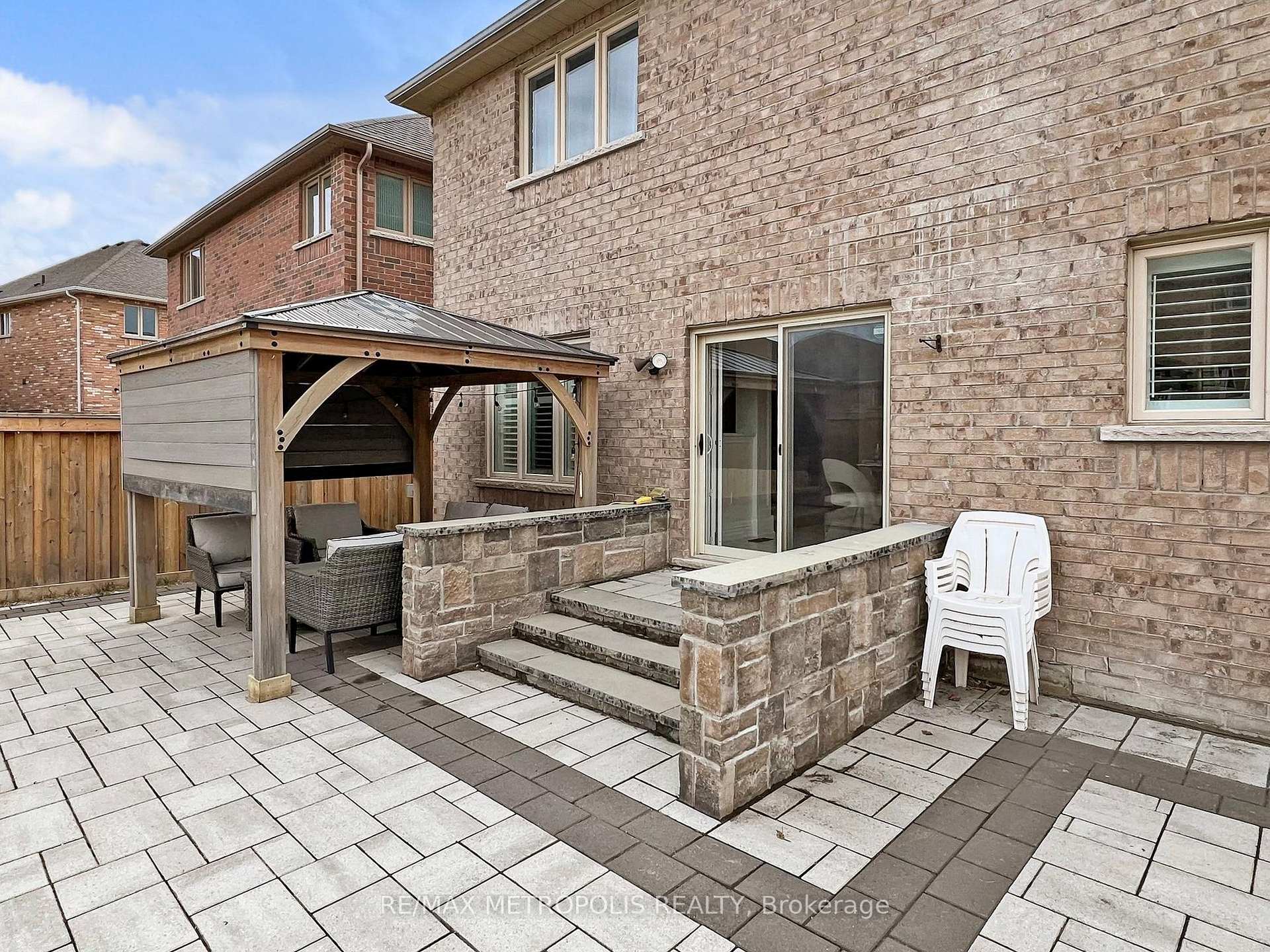 124 Milby Crescent, Bradford West Gwillimbury, ON L3Z 0X8, Bradford West Gwillimbury, ON — photo 23 of 28