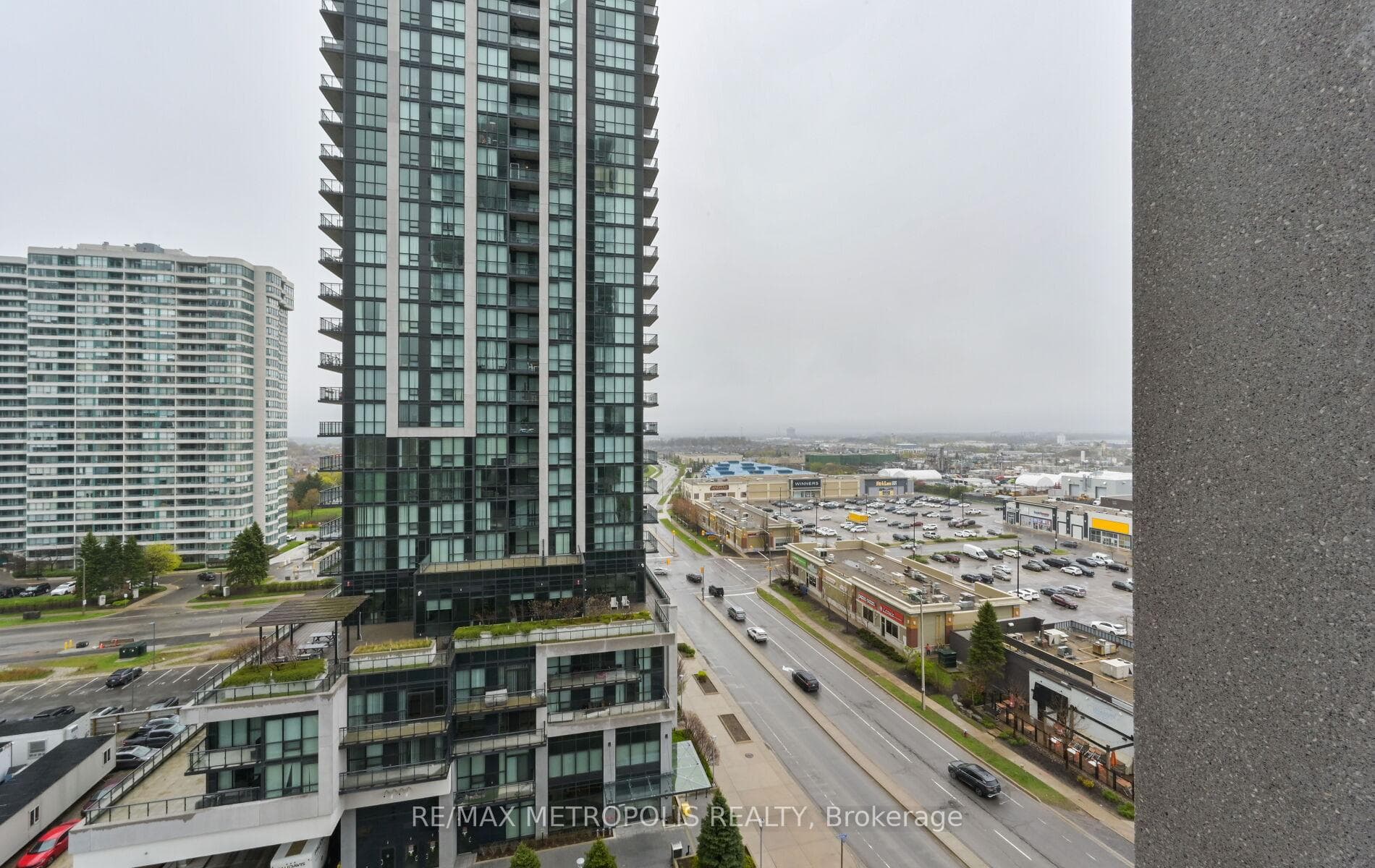 3985 Grand Park Drive 1004, Mississauga, ON L5B 0H8, Mississauga, ON — photo 32 of 43
