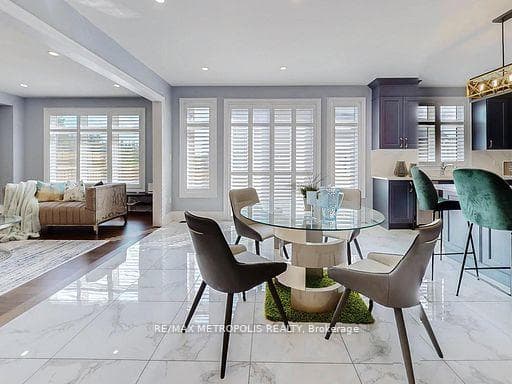 126 Silk Twist Drive, East Gwillimbury, ON L9N 0W1, East Gwillimbury, ON — photo 10 of 35