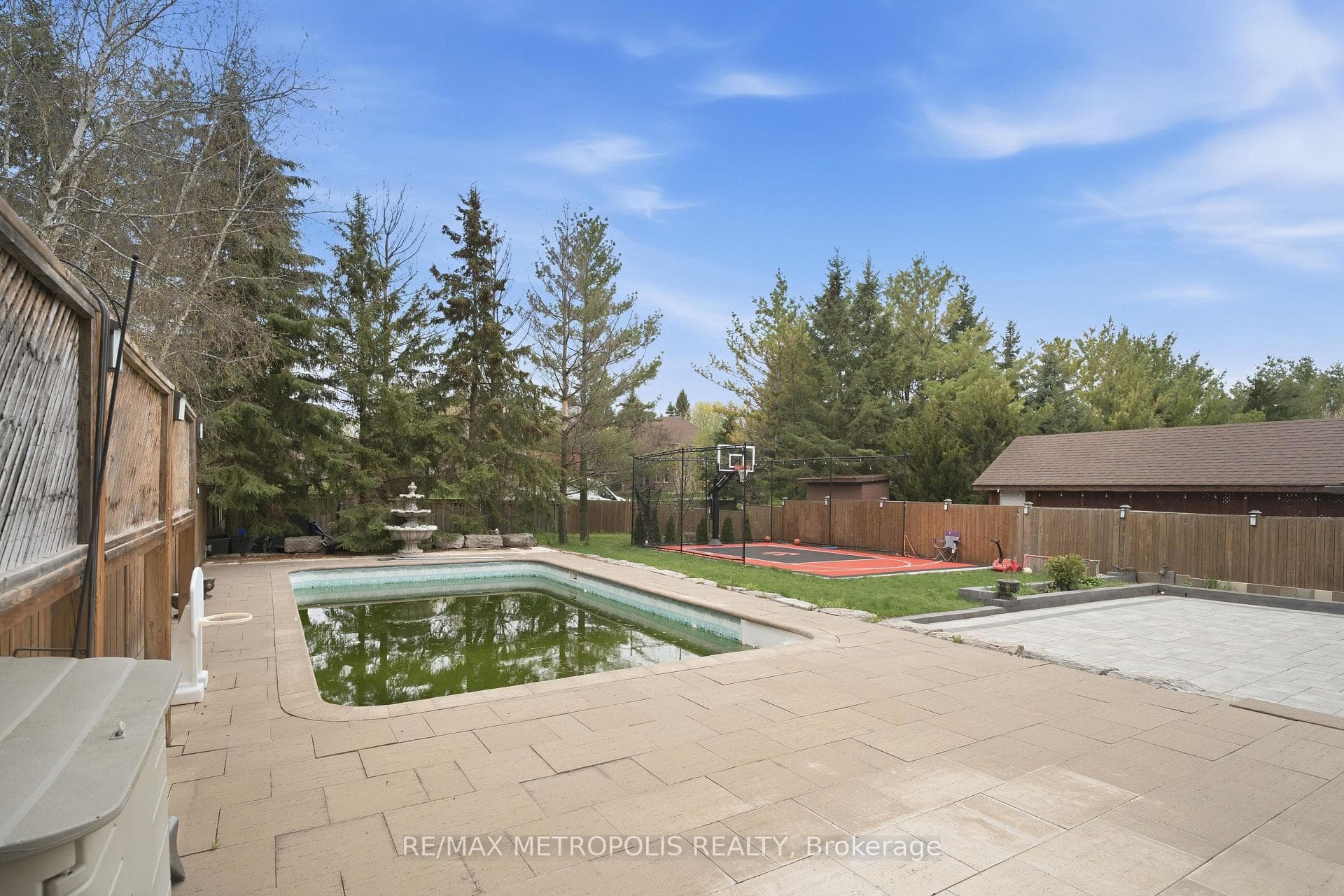 1069 Nellie Little Crescent, Newmarket, ON L3X 3E3, Newmarket, ON — photo 42 of 44