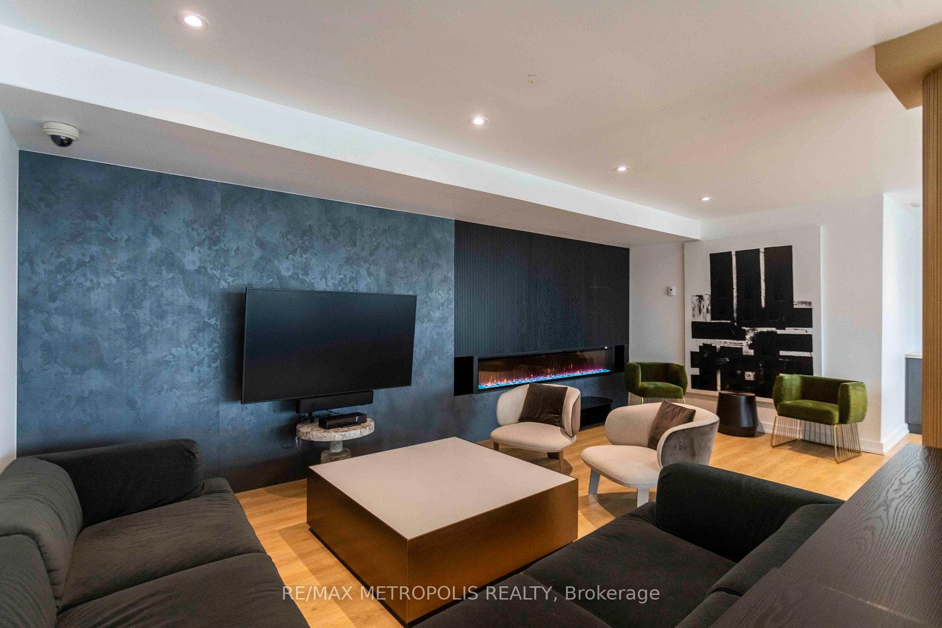 55 East Liberty Street 813, Toronto C01, ON M6K 3P9, Toronto C01, ON — photo 18 of 28