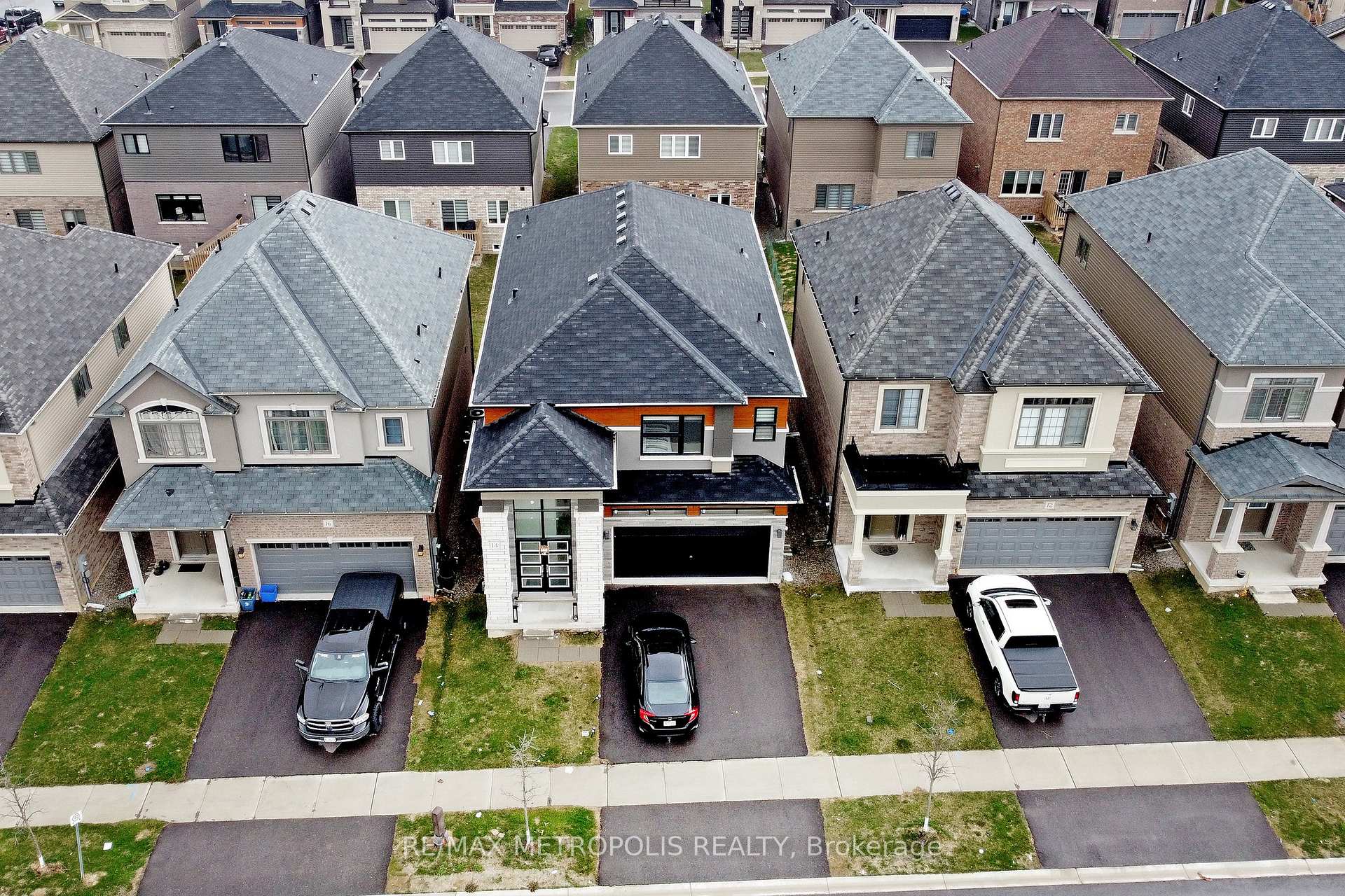 14 Jenner Drive, Brant, ON N3L 3L3, Brant, ON — photo 3 of 50