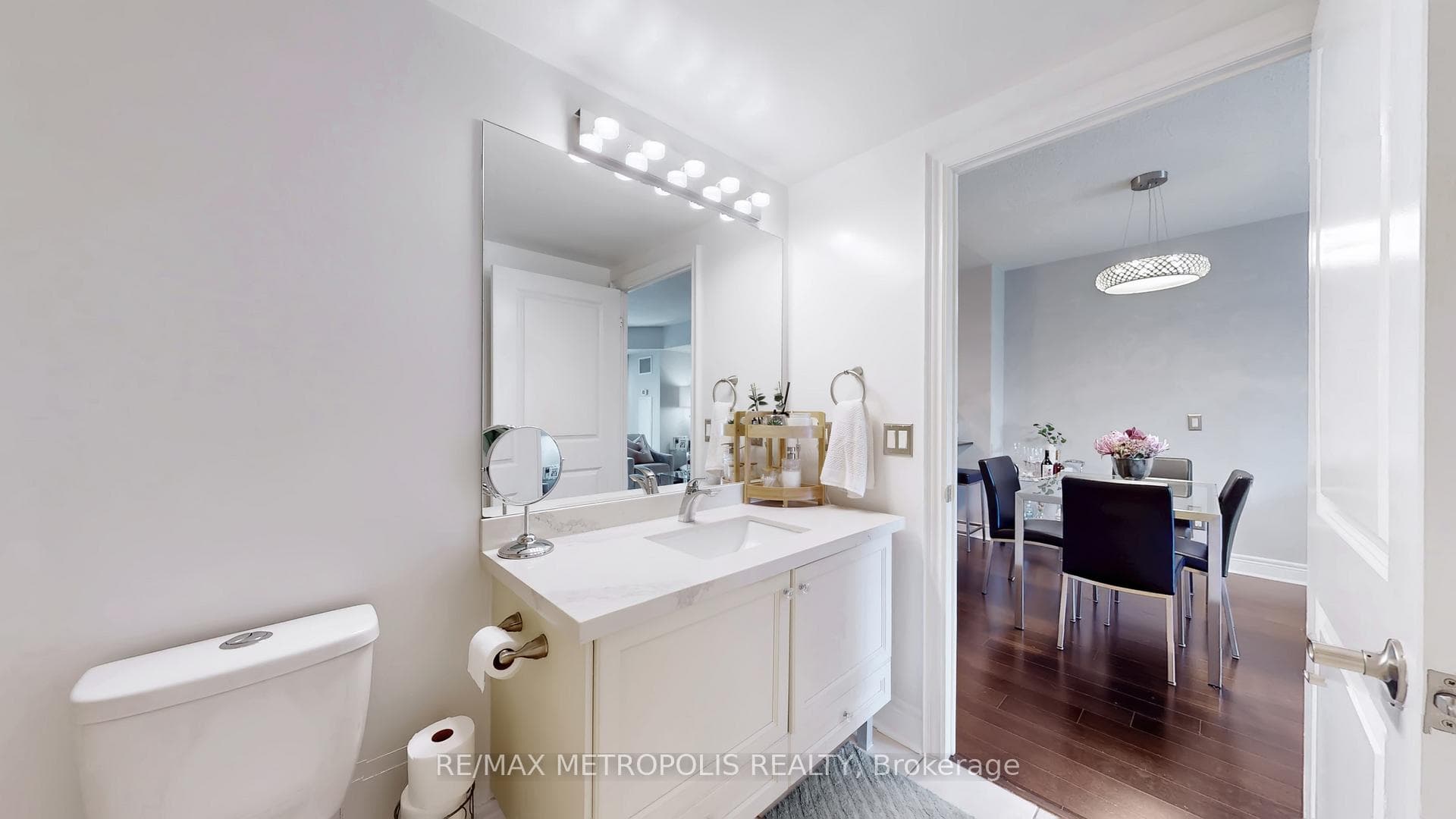 701 Sheppard Avenue W 228, Toronto C06, ON M3H 0B2, Toronto C06, ON — photo 25 of 50