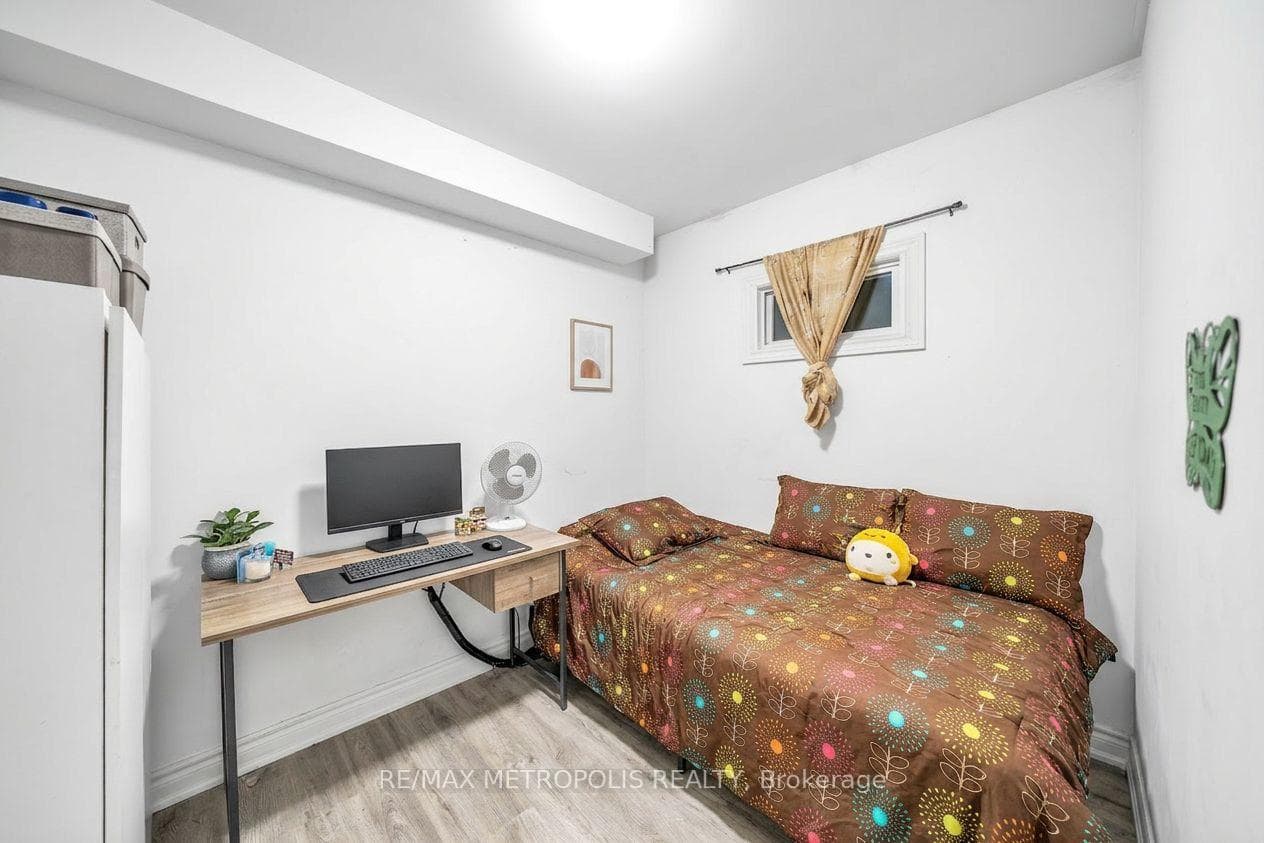 175 Trudelle Street 15, Toronto E08, ON M1J 3K5, Toronto E08, ON — photo 41 of 49