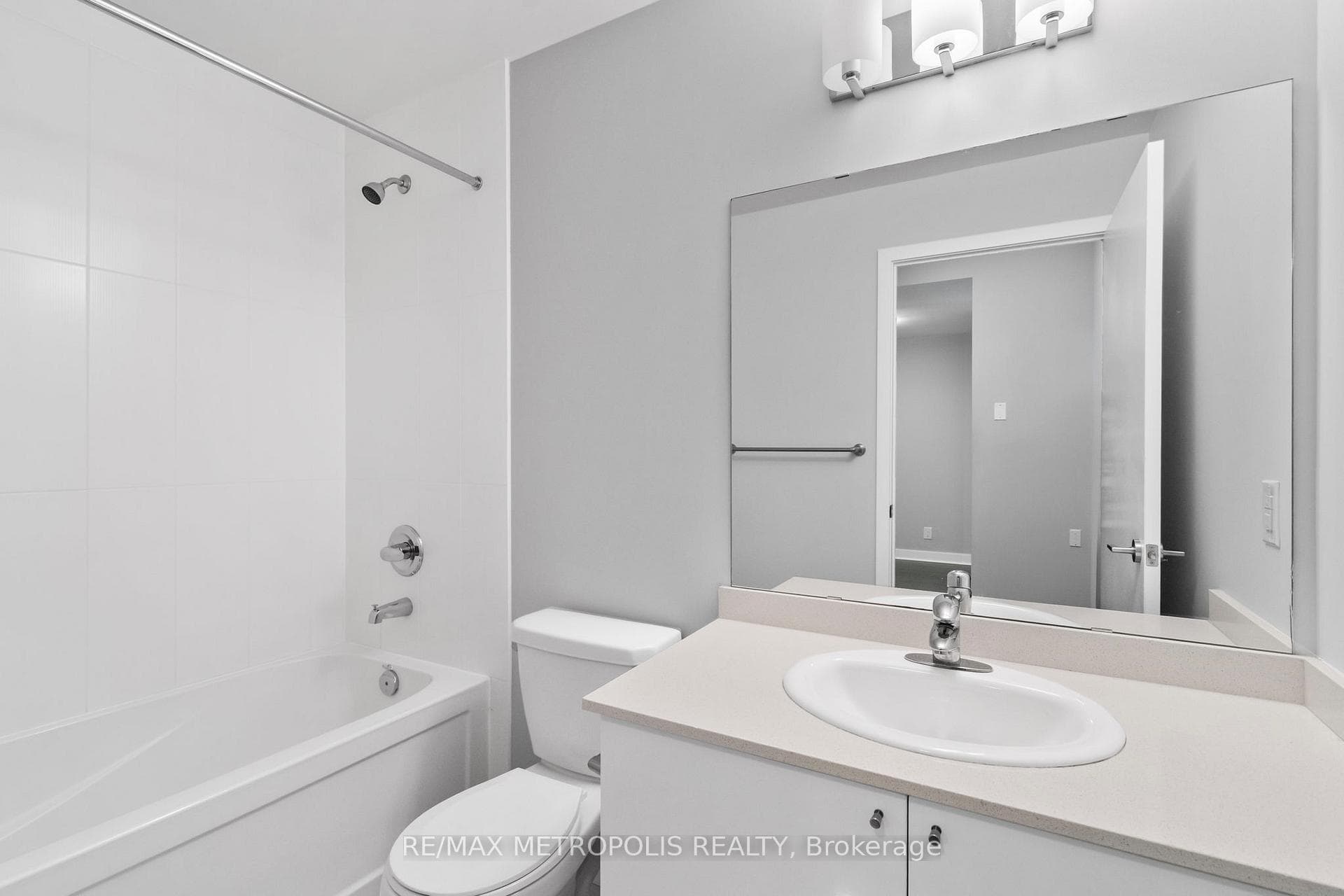 3985 Grand Park Drive 305, Mississauga, ON L5B 0H8, Mississauga, ON — photo 15 of 27