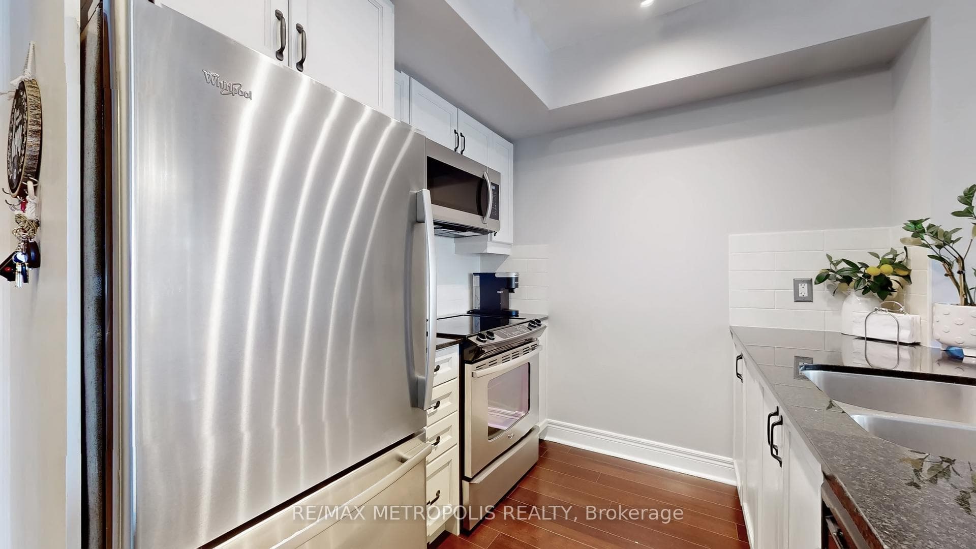 701 Sheppard Avenue W 228, Toronto C06, ON M3H 0B2, Toronto C06, ON — photo 14 of 50