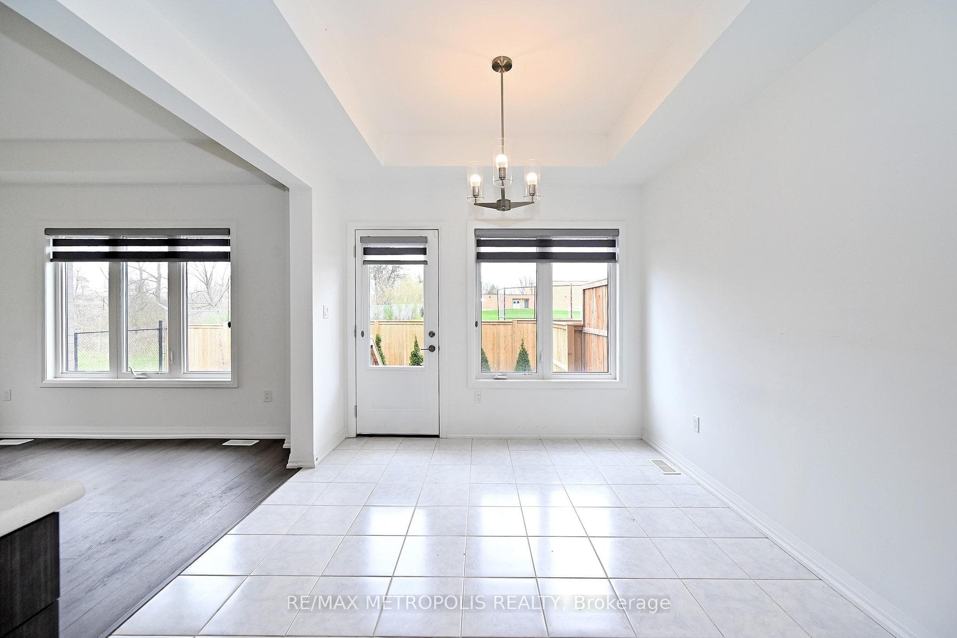 4552 Portage Road 104, Niagara Falls, ON L2E 6A8, Niagara Falls, ON — photo 14 of 50