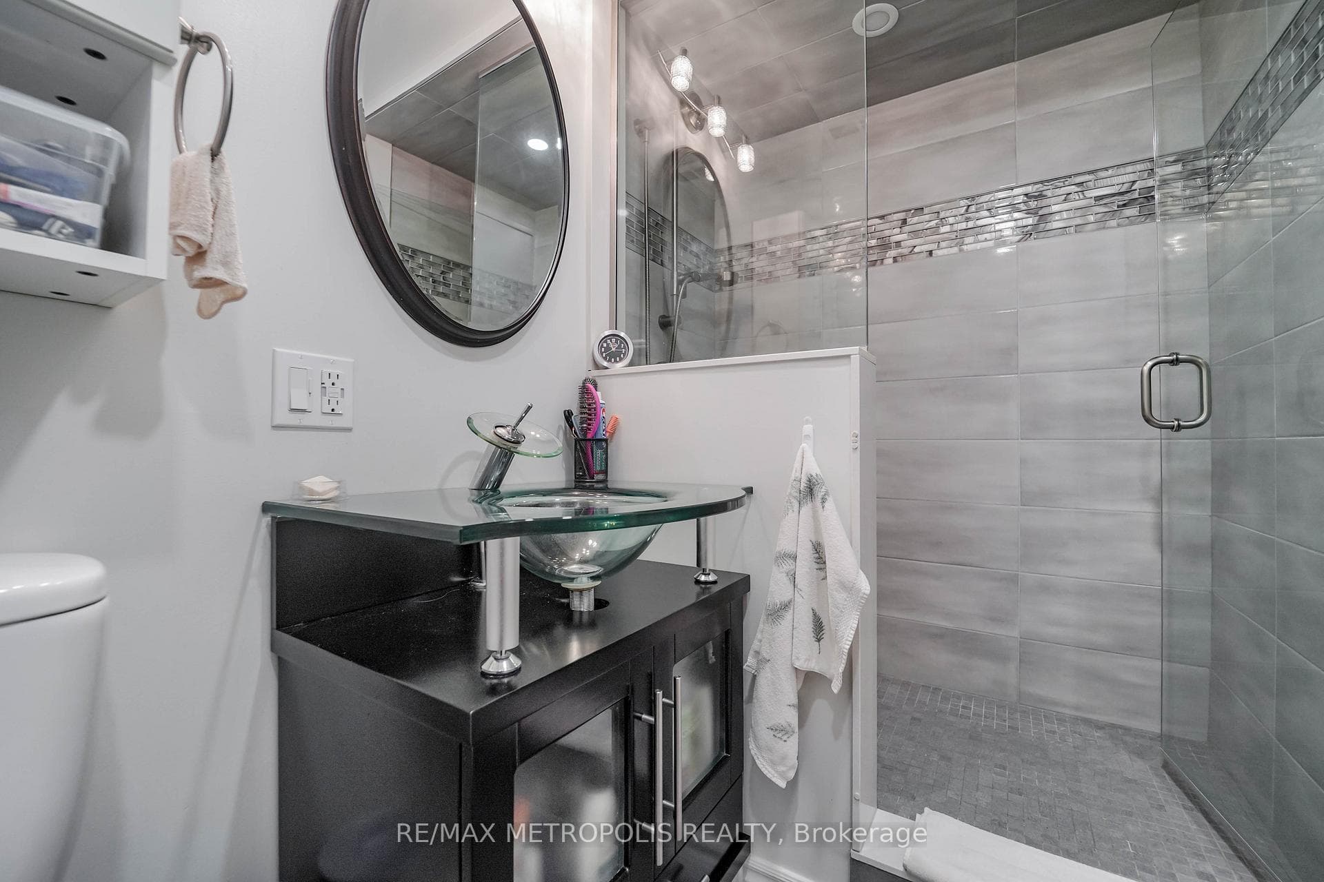 40 William Roe Boulevard 1010, Newmarket, ON L3Y 5N4, Newmarket, ON — photo 36 of 52
