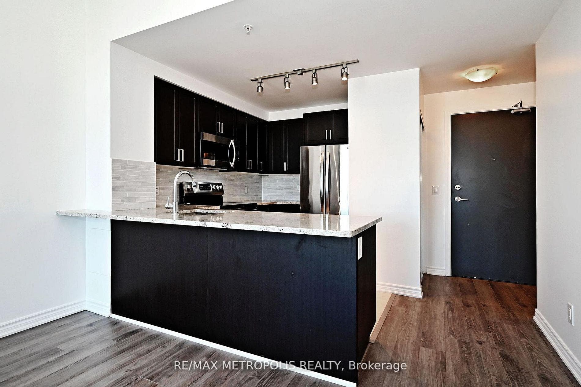 11611 Yonge Street 809, Richmond Hill, ON L4E 1G2, Richmond Hill, ON — photo 15 of 43