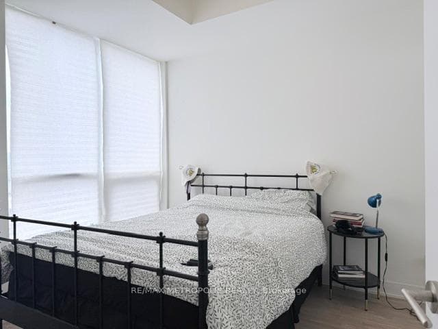 38 Cameron Street 1120, Toronto C01, ON M5T 0C3, Toronto C01, ON — photo 13 of 36