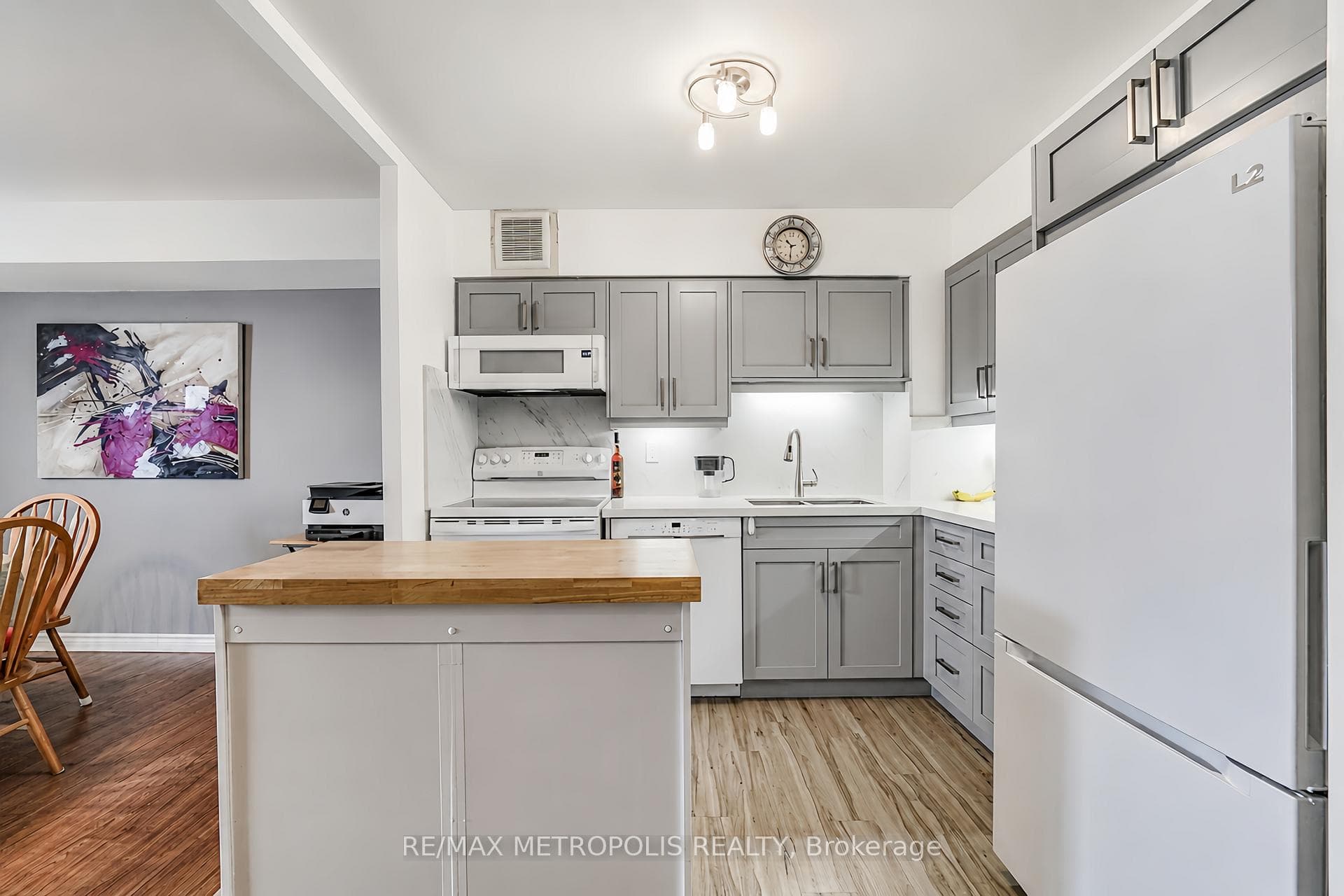 40 William Roe Boulevard 1010, Newmarket, ON L3Y 5N4, Newmarket, ON — photo 15 of 52
