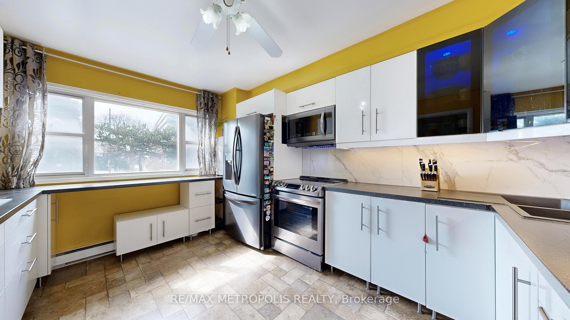 13 Candy Court Way 13, Toronto C07, ON M2R 2Y7, Toronto C07, ON — photo 11 of 34